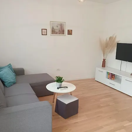 Apartman Anita 아파트
